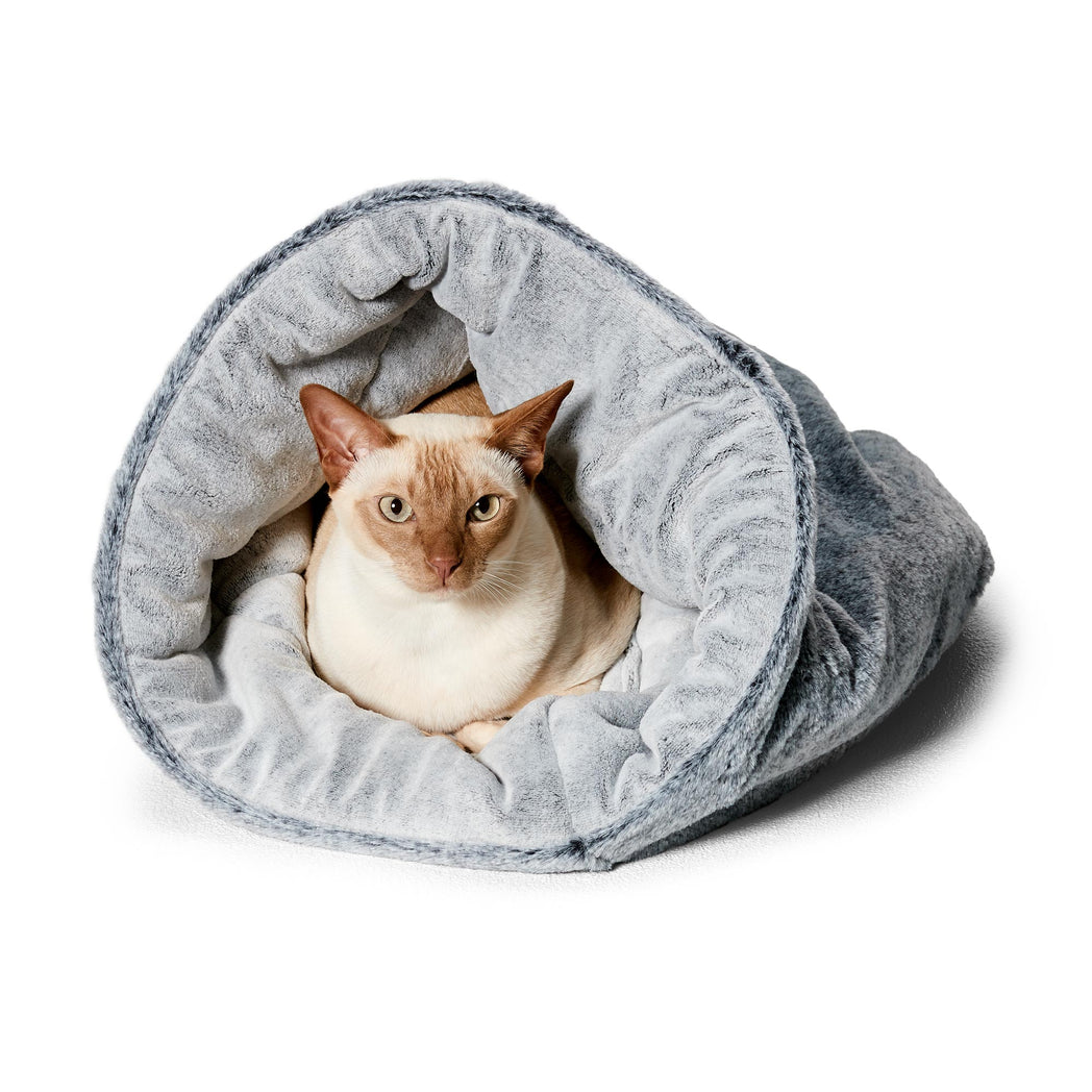 Pet Bed | Pet Tunnel/ Pet Pouch | Chinchilla -with cat
